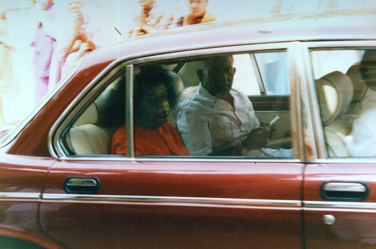 Sathya Sai Baba in car at Brindavan